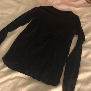 Comfy Lululemon long sleeve shirt